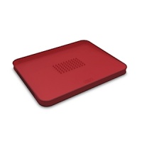 The Joseph Joseph Cut & Carve Plus is an enhanced version of the popular double-sided, multifunction chop board with non-slip feet and soft-grip sides. An angled surface collects drainage, and an improved grip assists with carving. The Joseph Joseph Cut & Carve Plus is an enhanced version of the popular double-sided, multifunction chop board with non-slip feet and soft-grip sides. An angled surface collects drainage, and an improved grip assists with carving.