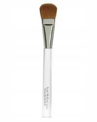 Trishs deluxe blending brush is designed for the placement and blending of foundation, creams, and liquids flawlessly into the skin ensuring an Even Skin® airbrushed look. * Handcrafted for exquisite quality and durability * Precision-cut for technically perfect results * Brass ferrulesUse Brush 55 Deluxe Blender for all-over foundation application and targeted blending of your liquid face color or correctors, brighteners and concealers. Trishs deluxe blending brush is designed for the placement and blending of foundation, creams, and liquids flawlessly into the skin ensuring an Even Skin® airbrushed look. * Handcrafted for exquisite quality and durability * Precision-cut for technically perfect results * Brass ferrulesUse Brush 55 Deluxe Blender for all-over foundation application and targeted blending of your liquid face color or correctors, brighteners and concealers.