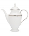Inspired by the trim on an elegant couture gown, this graceful dinnerware and dishes collection from Lenox features an intricate platinum border that combines harmoniously with white bone china for unparalleled style.