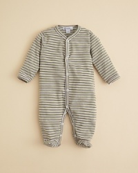 An updated basic from Kissy Kissy, the cotton footie features a rich ministripe pattern, adding hand covers at the cuff to keep him comfy and cozy. An updated basic from Kissy Kissy, the cotton footie features a rich ministripe pattern, adding hand covers at the cuff to keep him comfy and cozy.