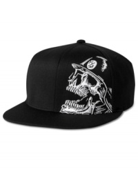 Rock this graphic logo hat from Metal Mulisha for hardcore headwear style. Rock this graphic logo hat from Metal Mulisha for hardcore headwear style.