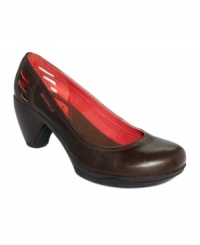 Dress up your basic black looks. Cool reflective detail on the heel of Merrell's Evera Pure pumps makes this cute pair stand out from the crowd. Dress up your basic black looks. Cool reflective detail on the heel of Merrell's Evera Pure pumps makes this cute pair stand out from the crowd.