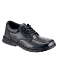 Comfortable and classic, these timeless dress shoes from Sperry handsomely compliment just about any proper look. Comfortable and classic, these timeless dress shoes from Sperry handsomely compliment just about any proper look.