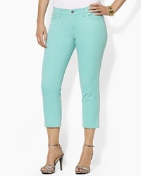 An essential cropped denim jean features a slim, straight leg and a hint of stretch for a versatile, modern look. An essential cropped denim jean features a slim, straight leg and a hint of stretch for a versatile, modern look.