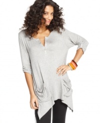 Cha Cha Vente's knit tunic adds asymmetrical style to jeans, capris and more! Perfect for fun in the sun as a coverup too!