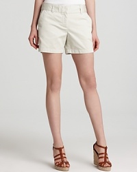 A summer style essential, these Vineyard Vines shorts offer classic tailoring and clean styling for all-American sophistication. A summer style essential, these Vineyard Vines shorts offer classic tailoring and clean styling for all-American sophistication.