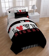 Disney Mickey Mouse Reversible Full Mini Comforter Set w/Shams Disney Mickey Mouse Reversible Full Mini Comforter Set w/Shams