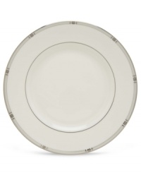 An art deco inspired design, platinum trim and metallic dots lend the Westerly Platinum dinner plates sophisticated polish. This versatile Lenox collection perfectly coordinates with a variety of stemware and table linens. An art deco inspired design, platinum trim and metallic dots lend the Westerly Platinum dinner plates sophisticated polish. This versatile Lenox collection perfectly coordinates with a variety of stemware and table linens.