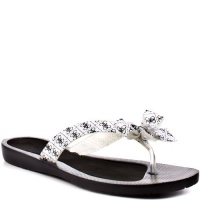 GUESS Tutu2 Flip-Flop Sandals, BLACK (5) GUESS Tutu2 Flip-Flop Sandals, BLACK (5)