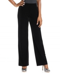 These velvet pants from Ellen Tracy feature a chic high rise and a flattering silhouette for dressed-up style that stays comfy. These velvet pants from Ellen Tracy feature a chic high rise and a flattering silhouette for dressed-up style that stays comfy.