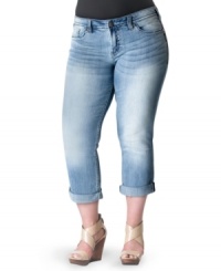 Sport the season's latest tanks and tees with Silver Jeans' plus size capri jeans. Sport the season's latest tanks and tees with Silver Jeans' plus size capri jeans.
