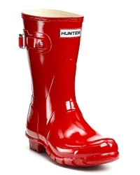 Glossy rubber rain boots with a legendary Hunter fit and comfort. Glossy rubber rain boots with a legendary Hunter fit and comfort.