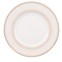 The Samarkand bone china collection by Villeroy & Boch combines stylish, exotic elements with timeless elegance. Precious golden bands and chains decorate this pure white bone china pattern. Warm ivory tones add a harmonious touch. Mix and match with the coordinating Mosaic-designed dinner plate for a look that is truly your own.