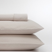 Crafted in soft hues with a subtle damask-like pattern, this sheet can be integrated in most bedrooms. Crafted in soft hues with a subtle damask-like pattern, this sheet can be integrated in most bedrooms.