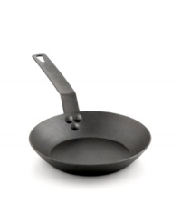 Born in the USA & born to make a difference in your kitchen. Crafted from durable carbon steel, this seasoned skillet features an easy-release oil finish that improves with use. The lightweight design works on all types of stoves, heating up quickly and evenly for impressive results with every meal. Born in the USA & born to make a difference in your kitchen. Crafted from durable carbon steel, this seasoned skillet features an easy-release oil finish that improves with use. The lightweight design works on all types of stoves, heating up quickly and evenly for impressive results with every meal.