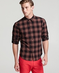 Address your casual wardrobe with this always sharp plaid design, tailored for a slim fit to complement your frame better. Address your casual wardrobe with this always sharp plaid design, tailored for a slim fit to complement your frame better.