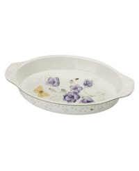 This beautiful baker goes gracefully from the oven straight to the table. Coordinate with the rest of the flower and butterfly bedecked Butterfly Meadow collection from Lenox. This beautiful baker goes gracefully from the oven straight to the table. Coordinate with the rest of the flower and butterfly bedecked Butterfly Meadow collection from Lenox.