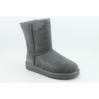 Uggs Classic Kids' & Toddlers' Short Boot Uggs Classic Kids' & Toddlers' Short Boot