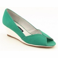 STEVEN by Steve Madden Women's Baltik Peep Toe Wedge,Green Fabric,9.5M STEVEN by Steve Madden Women's Baltik Peep Toe Wedge,Green Fabric,9.5M
