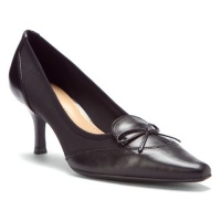 Circa Joan & David Women's Donnasue Pump Circa Joan & David Women's Donnasue Pump