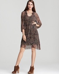 Opt for modern bohemia in this richly printed Ella Moss dress of supple, wispy silk. Opt for modern bohemia in this richly printed Ella Moss dress of supple, wispy silk.