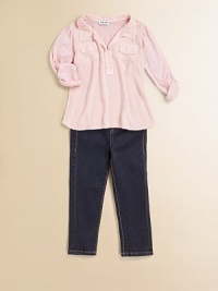 A comfy, collared top in a pretty hue and lightweight, classic silhouette.Shirt collarV-neckLong gathered sleevesFront flap patch pocketsRound hem50% cotton/50% modalMachine washImported A comfy, collared top in a pretty hue and lightweight, classic silhouette.Shirt collarV-neckLong gathered sleevesFront flap patch pocketsRound hem50% cotton/50% modalMachine washImported