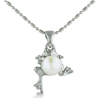 Frog Shaped Freshwater Pearl Pendant Frog Shaped Freshwater Pearl Pendant