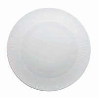 This classic design from Rosenthal now features a new series of graphics which follow the contours of each item, thus emphasizing its shape. The designs take on the theme of structure by playing with the contrast between matte and glossy surfaces- an idea that Walter Gropius himself pursued in his first design. This classic design from Rosenthal now features a new series of graphics which follow the contours of each item, thus emphasizing its shape. The designs take on the theme of structure by playing with the contrast between matte and glossy surfaces- an idea that Walter Gropius himself pursued in his first design.