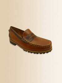 Preppy loafers in sumptuous leather with bold contrast stitching.Pull-on styleLeather upperFaux leather liningRubber solePadded insoleNike Air technologyImported Preppy loafers in sumptuous leather with bold contrast stitching.Pull-on styleLeather upperFaux leather liningRubber solePadded insoleNike Air technologyImported