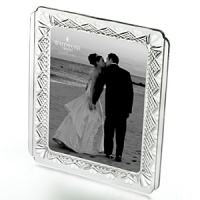 classic and elegant display of true love! The wedding heirloom frame adds a touch of refinement to the classic beauty of the wedding photo. Display the memory of that special day for years to come. With packaging specifically designed for gift giving, the wedding heirloom collection requires no additional wrapping. Packaged in a white box with gray ribbon, the simplicity adds to elegance that is Waterford. classic and elegant display of true love! The wedding heirloom frame adds a touch of refinement to the classic beauty of the wedding photo. Display the memory of that special day for years to come. With packaging specifically designed for gift giving, the wedding heirloom collection requires no additional wrapping. Packaged in a white box with gray ribbon, the simplicity adds to elegance that is Waterford.