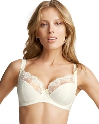 Fantasie marries fashion and function with delicately embroidered top cups that provide a smooth, lifted shape. Style #FL2271. Fantasie marries fashion and function with delicately embroidered top cups that provide a smooth, lifted shape. Style #FL2271.