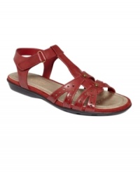 A mix of comfort and style that you'll never forget. The Easy Spirt Remember sandals are sure to be one of your everlasting faves. A mix of comfort and style that you'll never forget. The Easy Spirt Remember sandals are sure to be one of your everlasting faves.