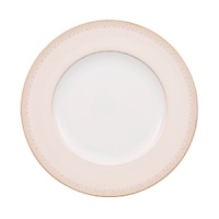 The Samarkand bone china collection by Villeroy & Boch combines stylish, exotic elements with timeless elegance. Precious golden bands and chains decorate this pure white bone china pattern. Warm ivory tones add a harmonious touch. Mix and match with the coordinating Mosaic-designed salad plate for a look that is truly your own. The Samarkand bone china collection by Villeroy & Boch combines stylish, exotic elements with timeless elegance. Precious golden bands and chains decorate this pure white bone china pattern. Warm ivory tones add a harmonious touch. Mix and match with the coordinating Mosaic-designed salad plate for a look that is truly your own.