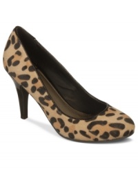 Something like the shoe of your dreams. From the print to the heel height, Fergalicious' Utopia single sole pumps are the perfect...everything. Something like the shoe of your dreams. From the print to the heel height, Fergalicious' Utopia single sole pumps are the perfect...everything.
