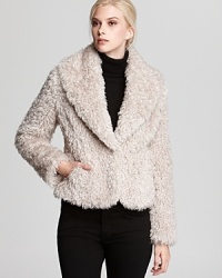 Bring luxe texture to your winter wardrobe with this cozy faux fur jacket from Laundry by Shelli Segal. Bring luxe texture to your winter wardrobe with this cozy faux fur jacket from Laundry by Shelli Segal.