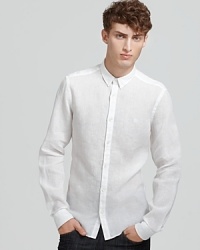 Crisp linen showcases a classic button front shirt from Burberry Brit. Crisp linen showcases a classic button front shirt from Burberry Brit.
