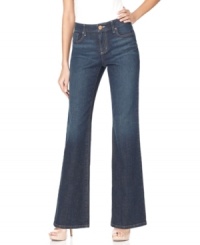 DKNY Jeans' beloved Soho jeans are back with a new blue wash and just the right amount of fading. Great for everyday wear! DKNY Jeans' beloved Soho jeans are back with a new blue wash and just the right amount of fading. Great for everyday wear!