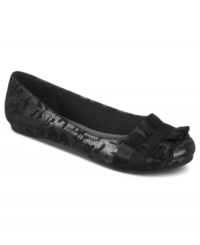 Pretty ruffles add charm to the Alana ballet flats by Fergalicious. Use them to dress up your casual looks or comfortably complement your dressier ones. Pretty ruffles add charm to the Alana ballet flats by Fergalicious. Use them to dress up your casual looks or comfortably complement your dressier ones.
