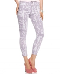 An allover ikat-inspired print and purple wash make these cropped Joe's Jeans skinny jeans a hot summer must-have! An allover ikat-inspired print and purple wash make these cropped Joe's Jeans skinny jeans a hot summer must-have!
