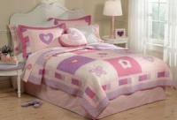 Spring Hearts Twin Quilt with Pillow Sham Spring Hearts Twin Quilt with Pillow Sham