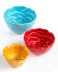 Bouquet of bowls. Folksy florals spring to life as colorful bowls, accenting your table with the fanciful garden style and everyday durability of Jardine dinnerware by Eva Mendes. Bouquet of bowls. Folksy florals spring to life as colorful bowls, accenting your table with the fanciful garden style and everyday durability of Jardine dinnerware by Eva Mendes.