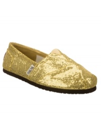Skechers' Bobs Earth Mama flats may have a glitter canvas upper, but its their charitable side that makes them truly shine: For every pair of Bobs shoes sold, Skechers will donate a pair of shoes to a child in need. Skechers' Bobs Earth Mama flats may have a glitter canvas upper, but its their charitable side that makes them truly shine: For every pair of Bobs shoes sold, Skechers will donate a pair of shoes to a child in need.