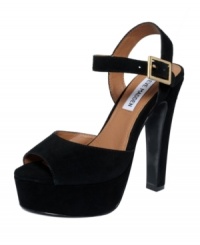 Head out for a night under the stars in the dreamy Dynemite platform pumps by Steve Madden. With a chunky platform and sexy peep toe, glamour is guaranteed. Head out for a night under the stars in the dreamy Dynemite platform pumps by Steve Madden. With a chunky platform and sexy peep toe, glamour is guaranteed.