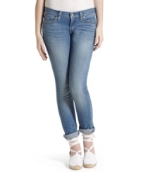 Levi's does denim right in this skinny leg style, designed with a good dose of fading and a great light wash! Levi's does denim right in this skinny leg style, designed with a good dose of fading and a great light wash!