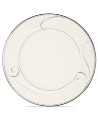 Fluid platinum scrolls glide freely throughout the beautiful fine china Platinum Wave dinner plates from Noritake. Easy to match with any decor, the fresh and elegant Platinum Wave collection of dinnerware and dishes exudes a timeless look for fine dining or luxurious everyday meals.