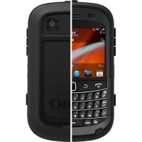 OtterBox Defender Series Hybrid Case and Holster for BlackBerry 9900/9930 Bold Touch - 1 Pack - Retail Packaging - Black