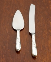 Like the time-honored techniques of classical ballet, Ballet Ribbon couples the purity and harmony of design with grace and elegance. 2-piece set includes 1 cake knife and 1 cake server. Like the time-honored techniques of classical ballet, Ballet Ribbon couples the purity and harmony of design with grace and elegance. 2-piece set includes 1 cake knife and 1 cake server.