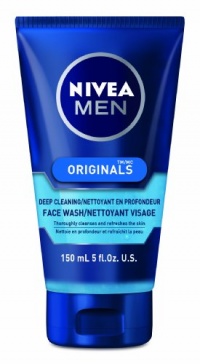 Nivea for Men Face Wash Cleans and Moisturizing with Menthol and Vitamin E, 5-Ounce Tubes (Pack of 4) Nivea for Men Face Wash Cleans and Moisturizing with Menthol and Vitamin E, 5-Ounce Tubes (Pack of 4)