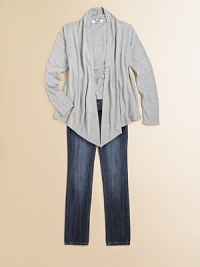 This ultra-versatile, ultra-soft topper in an open-front design is given a fancy touch in a draped silhouette.Waterfall frontLong sleevesPull-on styleRear elasticized waist62% polyester/34% rayon/4% spandexMachine washImported This ultra-versatile, ultra-soft topper in an open-front design is given a fancy touch in a draped silhouette.Waterfall frontLong sleevesPull-on styleRear elasticized waist62% polyester/34% rayon/4% spandexMachine washImported