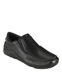 Cole Haan's Air Ryder is a casual slip-on with a low profile, contrast stitching and tire-inspired tread, as well as the comfort and support of Nike Air™ technology in the heel. Cole Haan's Air Ryder is a casual slip-on with a low profile, contrast stitching and tire-inspired tread, as well as the comfort and support of Nike Air™ technology in the heel.